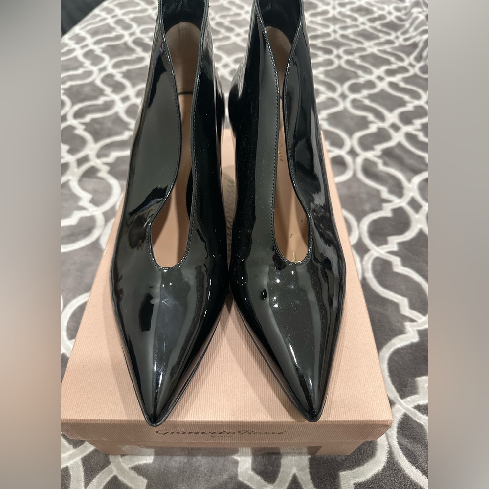 Gianvito Rossi Viera Size 39